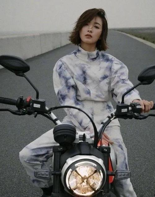 万茜吃瓜群众,吃瓜群众热议娱乐圈新瓜