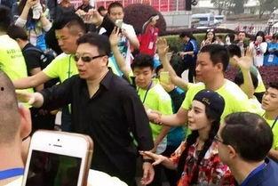 吃瓜群众外部人员是什么,他们眼中的娱乐圈风云