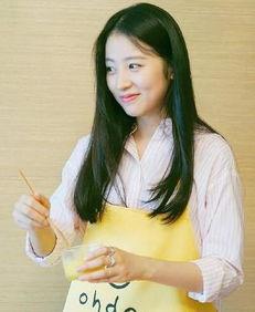 吃瓜群众周雨彤图片,瓜田里的“瓜王”